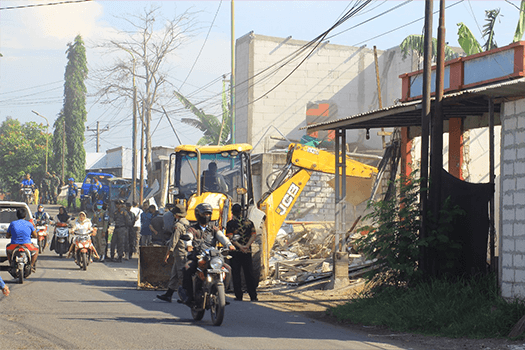 Pemkab Pati Tertibkan Bangunan Ilegal di Margomulyo Tayu